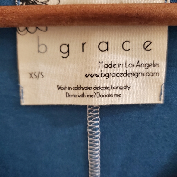 BGRACEDESIGNS T-shirt - Picture 3 of 5